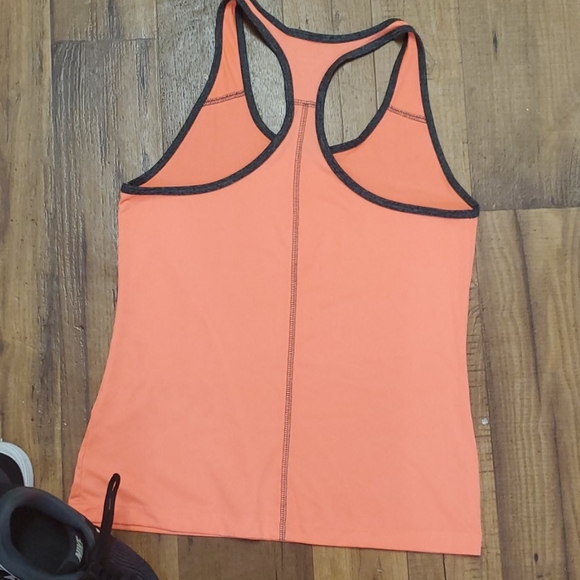 EUC bcg workout tank - Picture 4 of 4